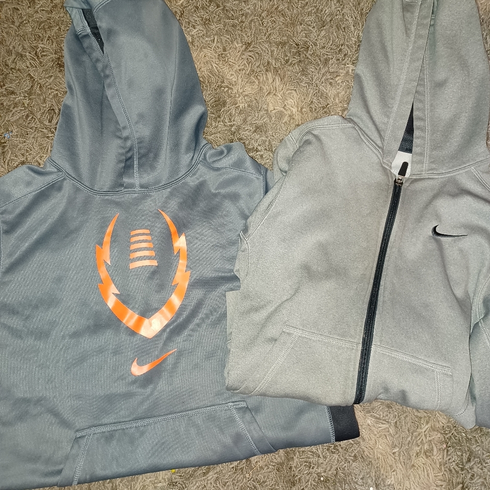 2 nike boys Sweatshirts